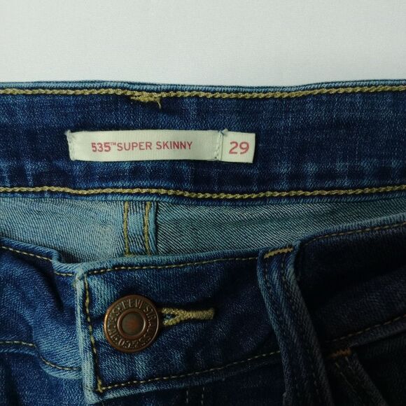Levi's 535 Super Skinny Distressed Jeggings Cropped Blue Jeans Mid Rise sz 29/28 - Picture 6 of 7